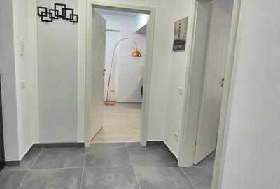 Apartament cu 2 camere decomandat în Runcu