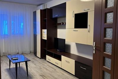 Apartament cu 3 camere decomandat în Libertății - 2