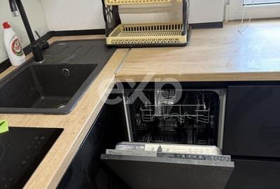 Apartament cu 4 camere decomandat, mobilat în Zorilor