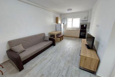 Apartament cu 2 camere semidecomandat, mobilat în Apărătorii Patriei
