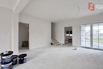Duplex cu 4 camere cu Canalizare în Moșnița Veche - 4