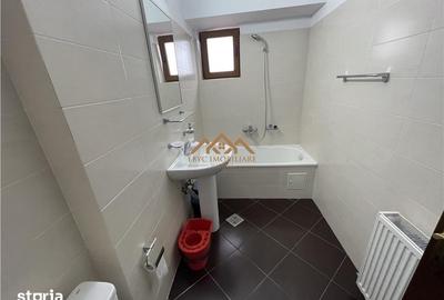 Spațiu comercial, de 30 mp, în Universității - 3