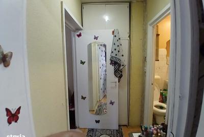Apartament cu 3 camere decomandat în Lujerului