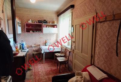 Casă cu Teren 1647 Mp în Mereni - 11