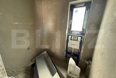 Casă cu 4 camere cu Teren 389 Mp în Cârcea