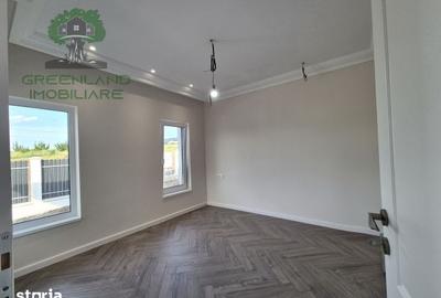 Casă cu 4 camere cu Teren 350 Mp în Ciurbești