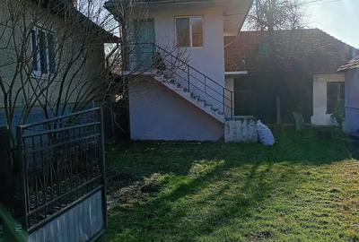 Casă cu Teren 1700 Mp în Central - 9