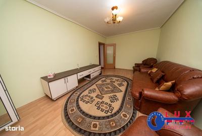 Apartament cu 3 camere decomandat în Babadag