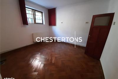 Apartament cu 3 camere decomandat în Tineretului