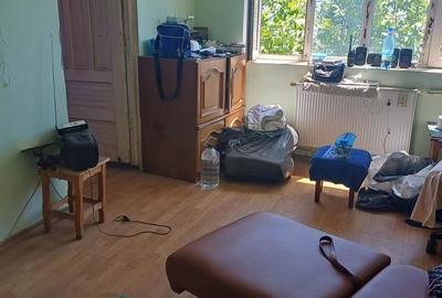Apartament cu 2 camere decomandat în Far - 3
