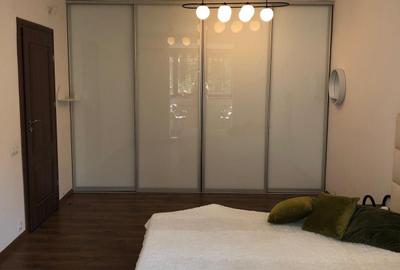 Apartament cu 3 camere decomandat în Titan - 1