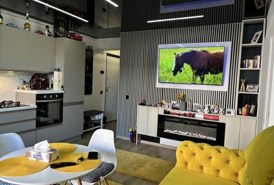 Apartament cu 2 camere decomandat în Central
