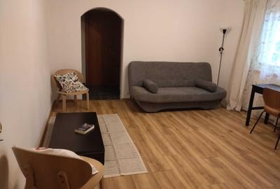 Apartament cu 2 camere semidecomandat în Lipovei