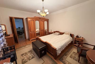 Casă cu 9 camere cu Teren 722 Mp în Străulești - 9