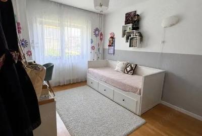 Apartament cu 3 camere decomandat în Central - 3