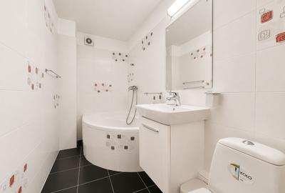 Apartament cu 3 camere decomandat, mobilat în 13 Septembrie - 16