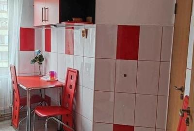 Apartament cu 2 camere decomandat în Libertății