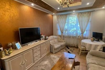 Apartament cu 3 camere decomandat în Săsar - 2