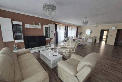 Casă cu 6 camere cu Canalizare în Pesac - 5