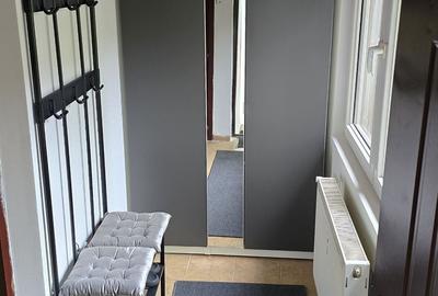 Casă cu 8 camere decomandat cu Teren 270 Mp în Poiana Țapului