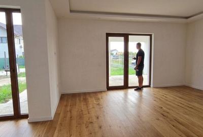 Casă cu 4 camere semidecomandat cu Teren 350 Mp în Clinceni - 15