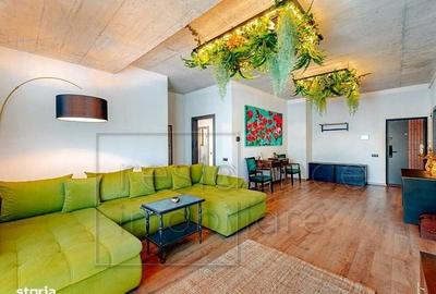 Apartament cu 3 camere semidecomandat în Central