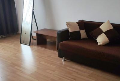 Apartament cu 2 camere decomandat în Nufărul - 3