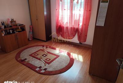 Casă cu 5 camere decomandat cu Canalizare în Pictor Rosenthal - 11