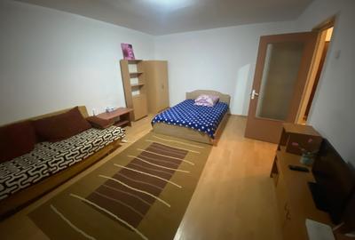 Garsonieră decomandată în Lujerului