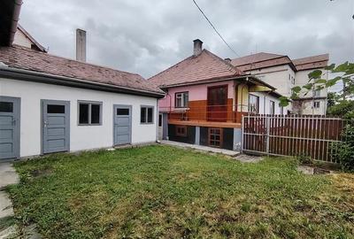 Duplex cu 2 camere cu Canalizare în Central - 4