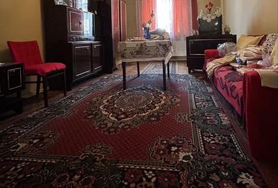 Apartament cu 2 camere decomandat în Petros - 2