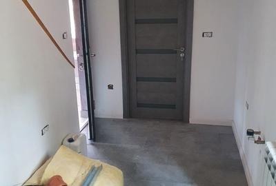 Casă cu Teren 1000 Mp în Mănăstirea Cașin - 6