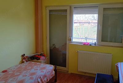 Casă cu 6 camere cu Teren 320 Mp în Chișoda