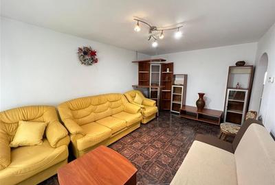 Apartament cu 3 camere decomandat în Central - 2