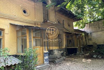 Casă individuală cu 15 camere cu Canalizare în Central - 12
