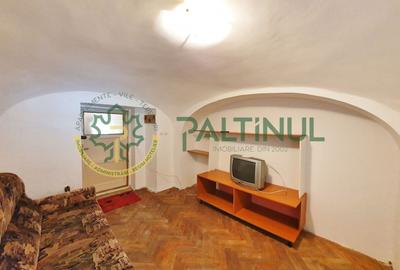 Apartament cu 2 camere nedecomandat, mobilat în Central