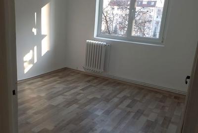 Apartament cu 3 camere semidecomandat în Mircea cel Bătrân - 18