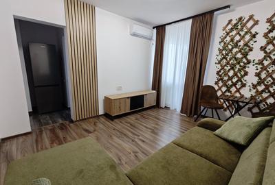 Apartament cu 2 camere semidecomandat, mobilat în Olteniței