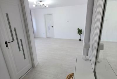 Apartament cu 2 camere în Micro 14 - 4