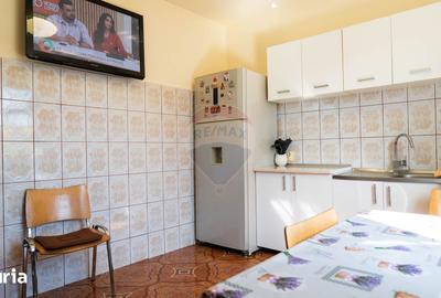 Casă cu 4 camere cu Teren 700 Mp în Afumați
