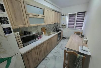 Garsonieră decomandată în Florești