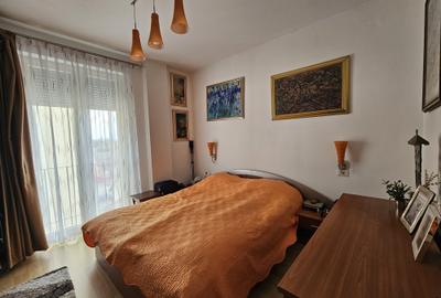 Apartament cu 2 camere semidecomandat în Semicentral - 1