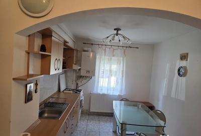 Apartament cu 2 camere decomandat în Central - 9