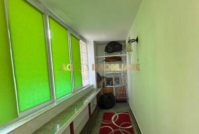 Apartament cu 2 camere, mobilat în Titan