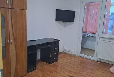 Apartament cu 3 camere în Ostroveni
