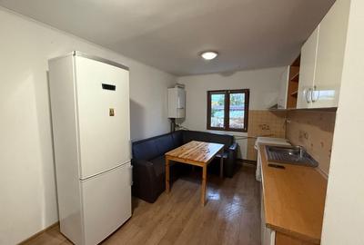 Apartament cu 3 camere decomandat în Dorobanți 1