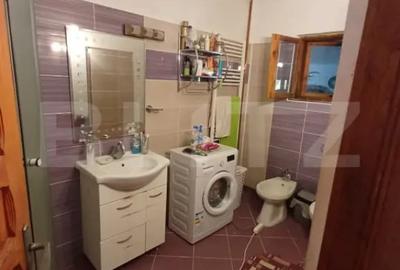 Casă cu 6 camere cu Teren 2420 Mp în Debarcader - 11