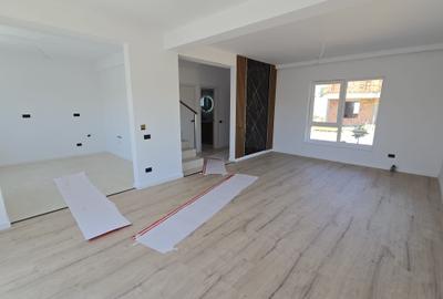 Casă cu 4 camere cu Teren 316 Mp în Berceni - 2