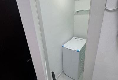 Garsonieră în Titan - 2