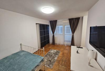 Garsonieră în Romană - 1